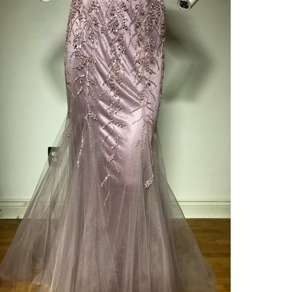 Le Chateau formal wedding bridesmaid gown dress embellished floral beaded tulle - Picture 9 of 13